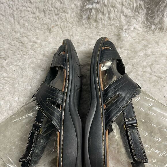 Clarks leather dark Brown strap sandals hook and loop Velcro strap.SZ11 . - Picture 6 of 9